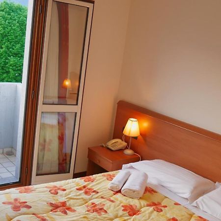 Hotel Vajont Vaiont ภายนอก รูปภาพ